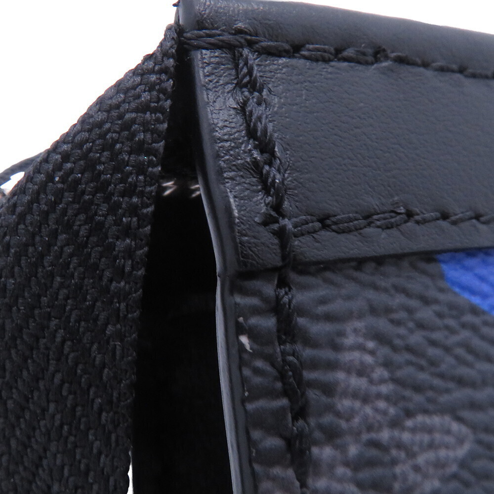 Louis Vuitton Shoulder Bag Eclipse Black Gaston Wearable Wallet Room View Black - Picture 8 of 12